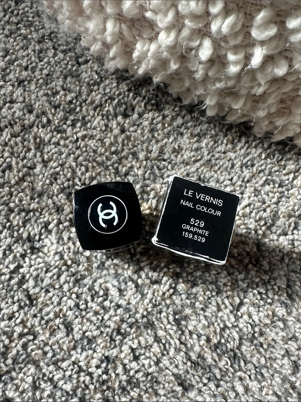 Chanel nail pol Vernis Graphite 529 Rare ltd